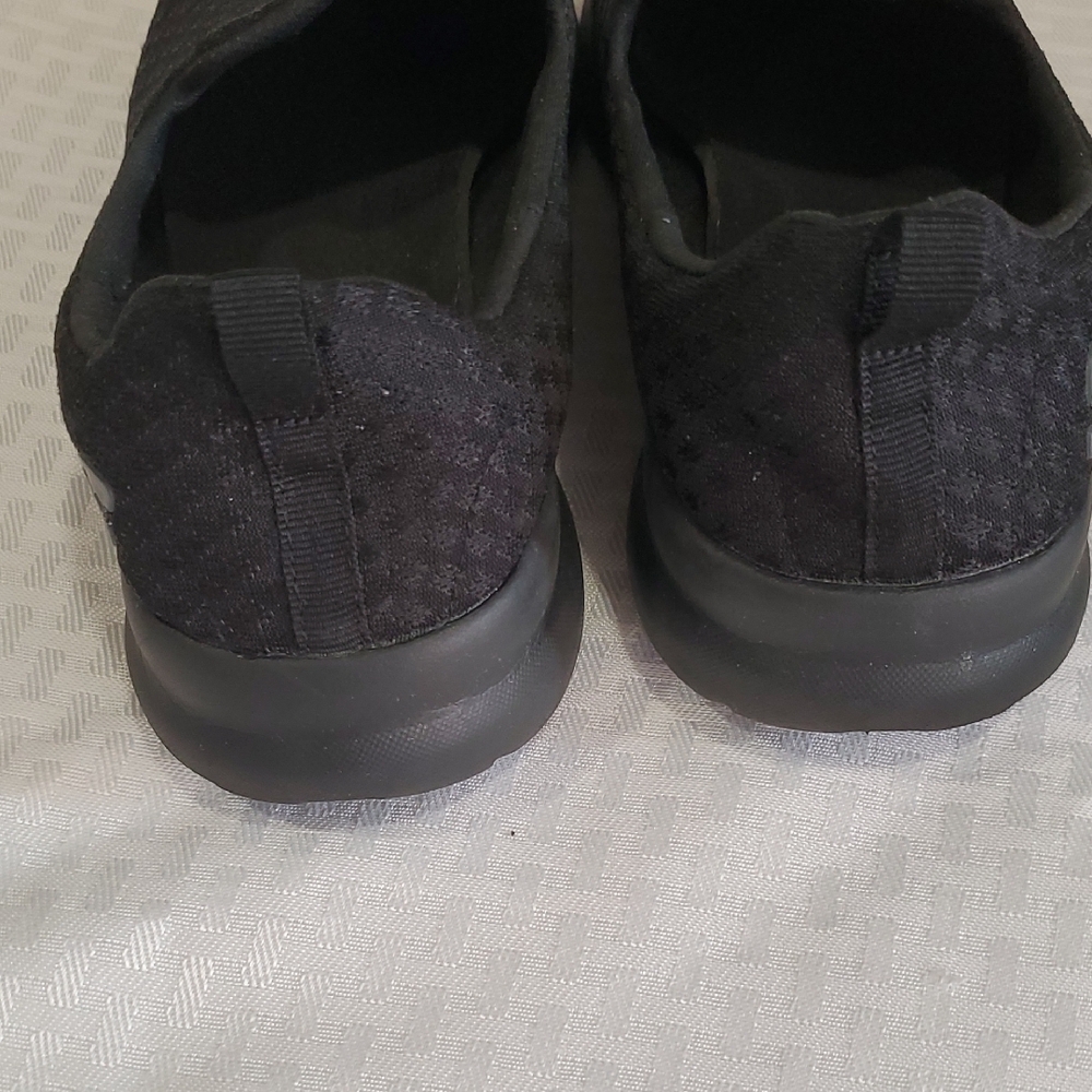 Skechers Sports Quilted Black Slipon Loafers - Picture 13 of 15